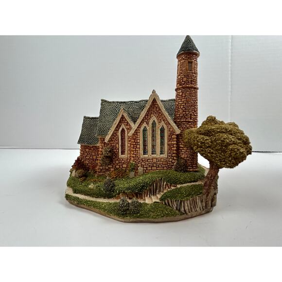 Lilliput Lane St. Patrick’s Church 1989 Irish Collection Cottage w/Box & Booklet - Picture 7 of 12